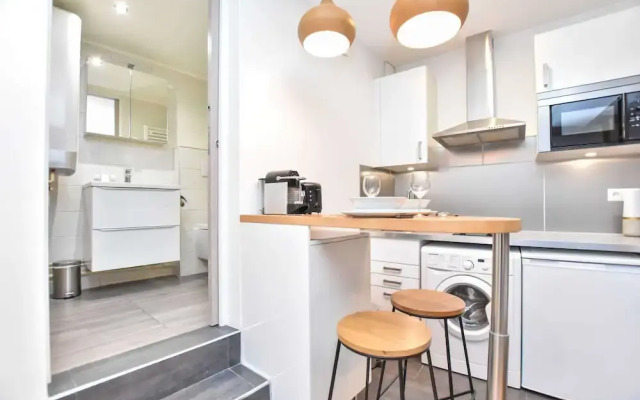 Modern Studio in the Heart of Paris