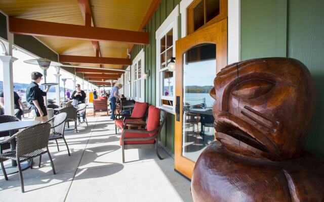 McMenamins Kalama Harbor Lodge