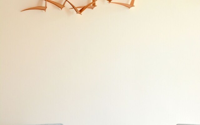 Brightleap Apartments - Silbury View