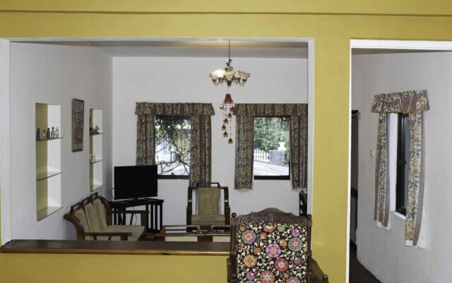 Yoho Skyshine Bungalow