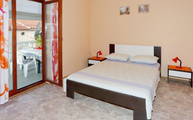 Apartment Julijana - economy apartment A1 Bibinje, Zadar riviera