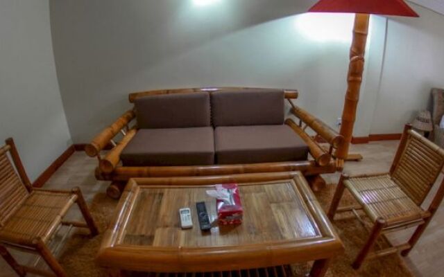 Oceania Boutique Hotel