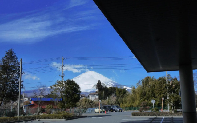 Hotel Route-Inn Shin Gotenba Inter