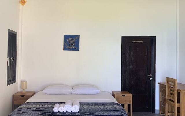 Balong Balong Surf Bungalows