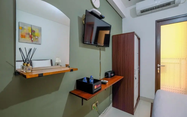 Fancy And Nice Studio At Transpark Cibubur Apartment
