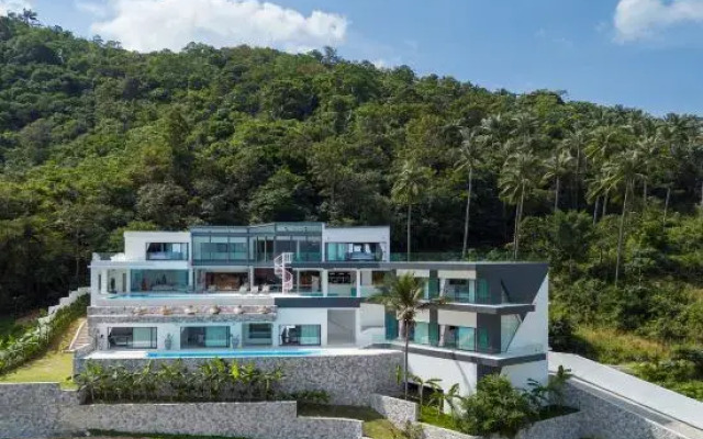 Villa Murano with Panoramic Sea Views