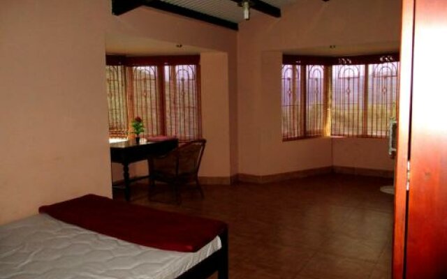 Relaxing 2 B/R Estate House, Deenaty, Tamil Nadu
