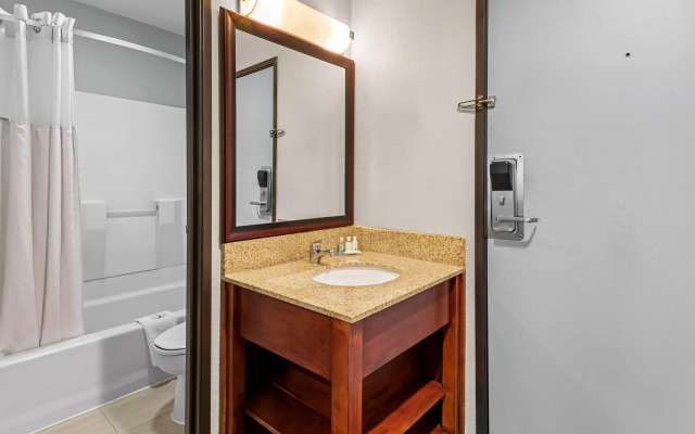 Quality Inn - Denton