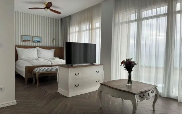 Ocean View Apartments - Ocean View