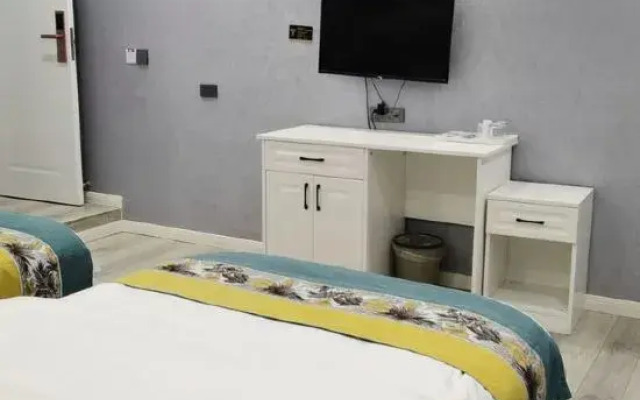 Bijie Yibo Hotel