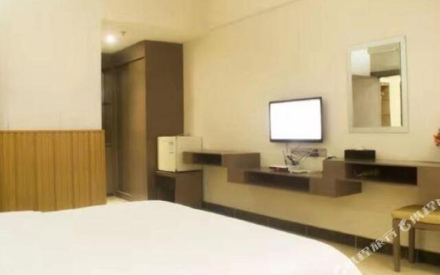 Xinqing Business Hotel