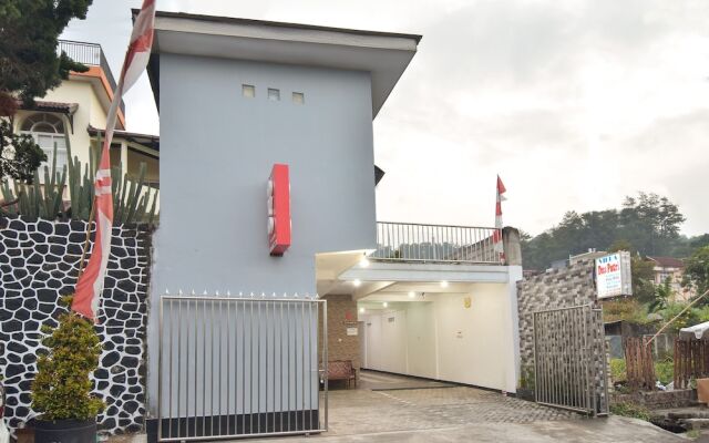 OYO 1480 Villa Dua Putri