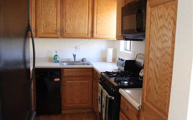 Moonridge Den- One Bedroom