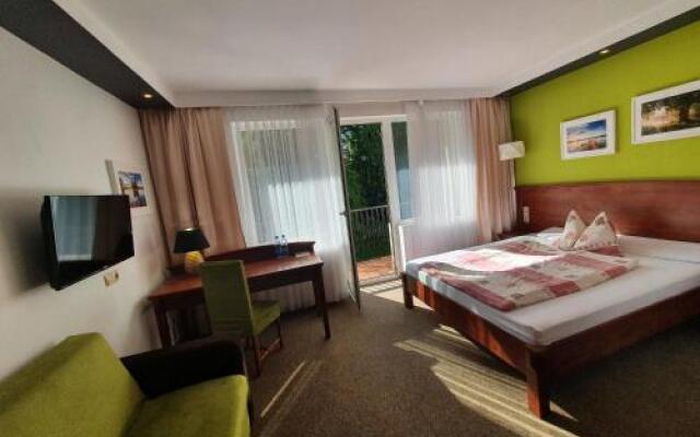 Hotel & Restauracja Wodnik