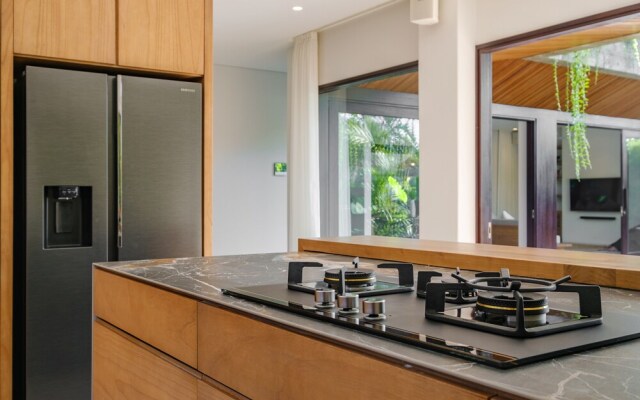 Luxe & Modern 3BR Villa Uni