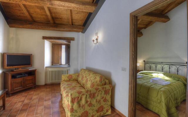 Borgotufi Albergo Diffuso