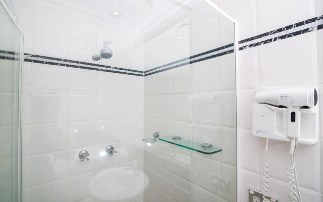 Oscar on Main Resort