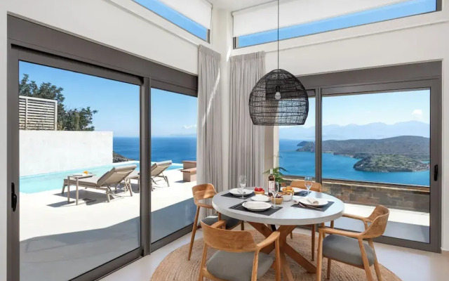 Notiko villas
