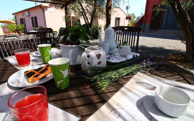 Farmhouse Montalto Near Sandy Beaches