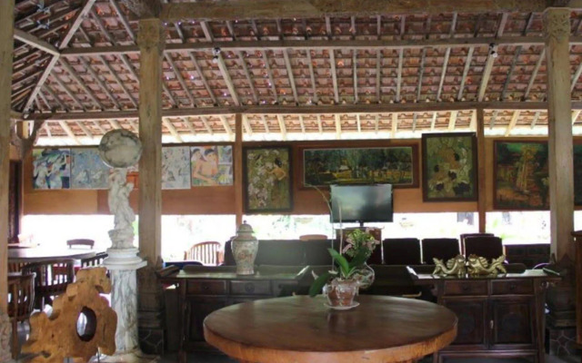 Gazebo Beach Hotel