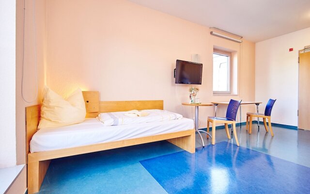 DJH Jugendgästehaus JBB Bielefeld - Hostel