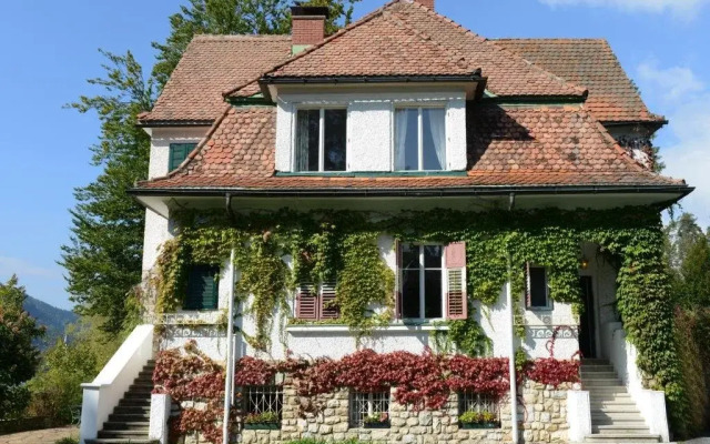See Appartements Eden