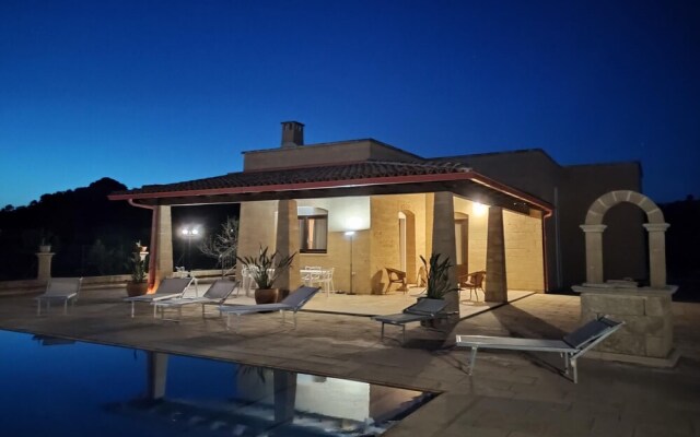 Sal011 in Salve With 2 Bedrooms and 1 Bathrooms