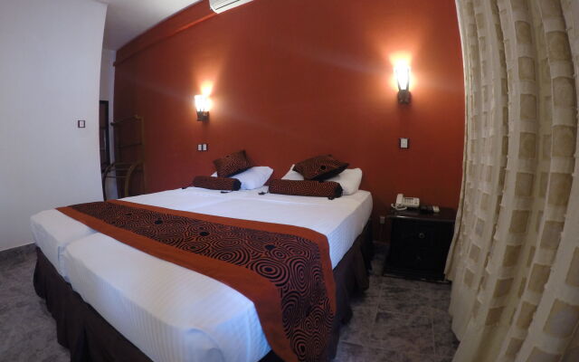 Sunray Hotel