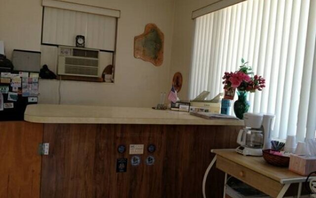 Economy Inn