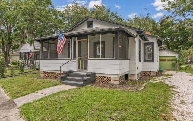 Pet Friendly Bungalow in St Augustine