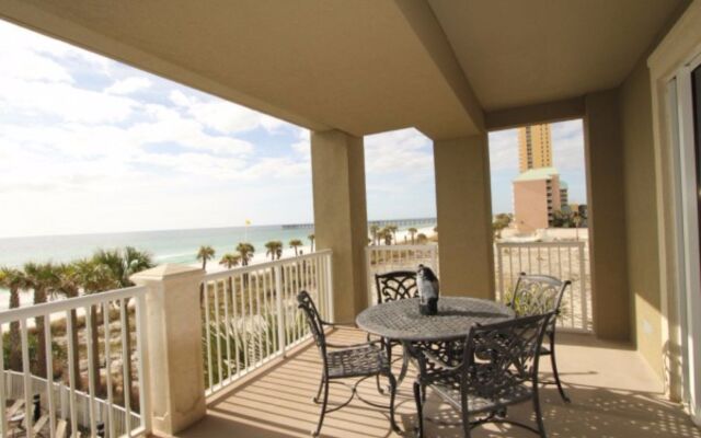 Grand Panama Beach Resort by Emerald View Resorts