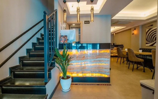 Alesta Midtown