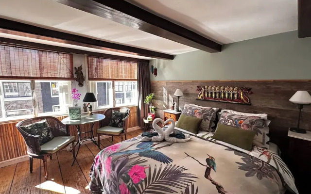 Amsterdam B&B Barangay