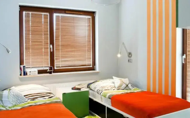 Sunny Stay Apartment
