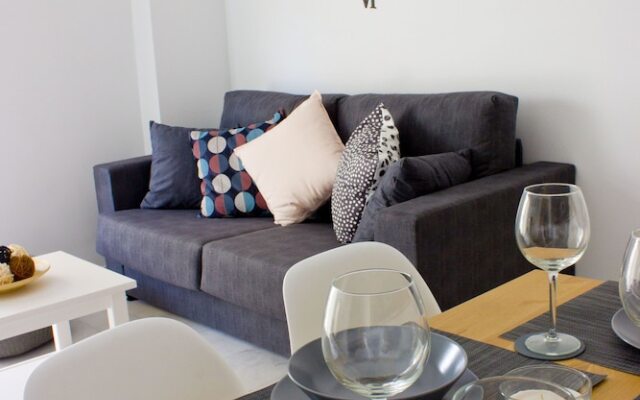 Seaview Fuengirola Apartment by JITKey