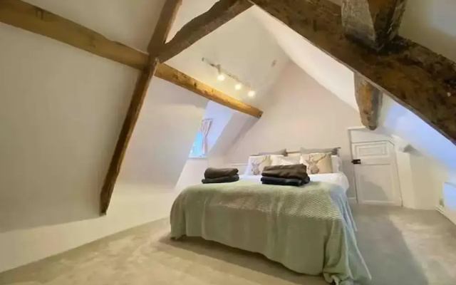 17th Century Coach House - Pet & Family Friendly