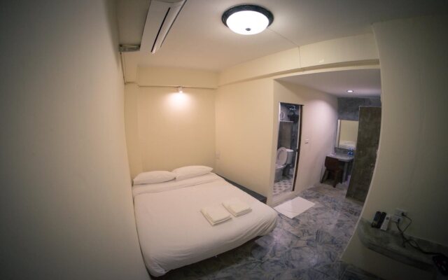 Laluna River House