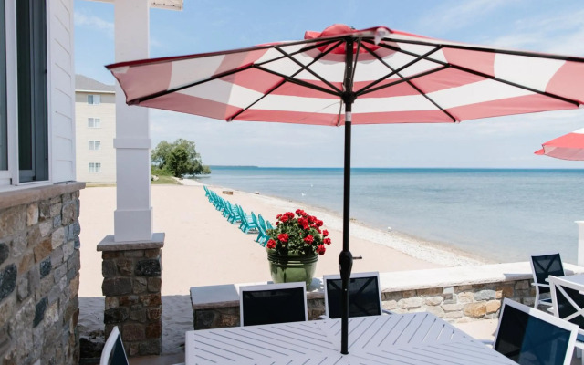 Breakers Resort & Beach Bar