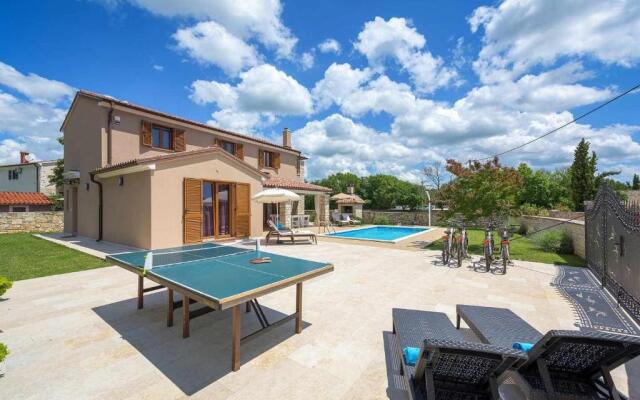Villa Neo