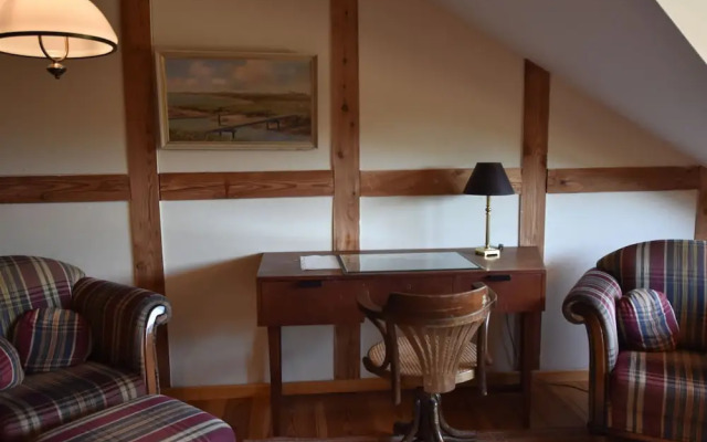 Besondere Ferienwohnung Bibliothek in Buschhagen