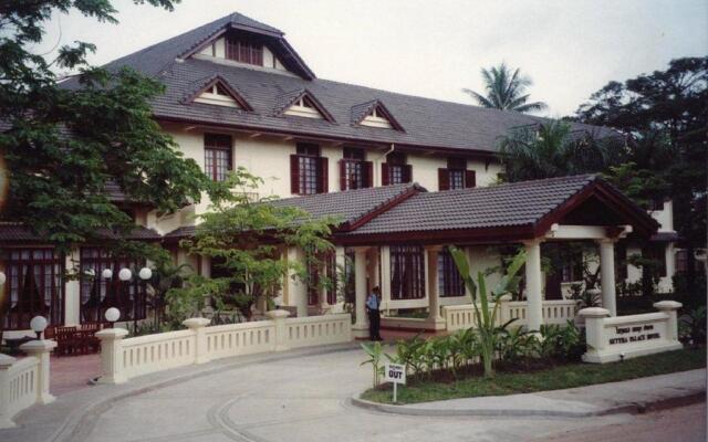 Settha Palace Hotel