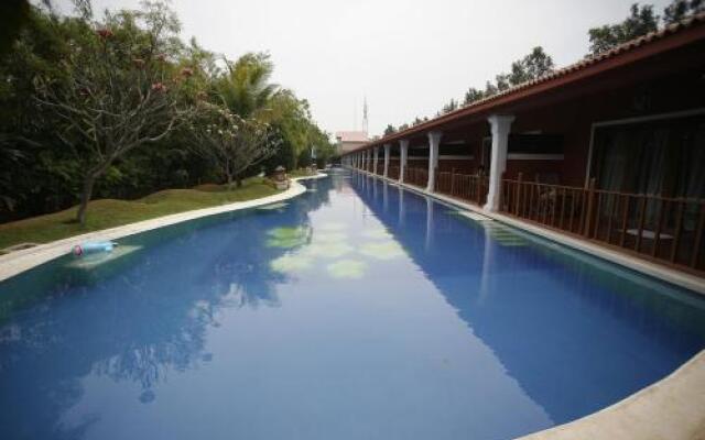 Leonia Holistic Destination