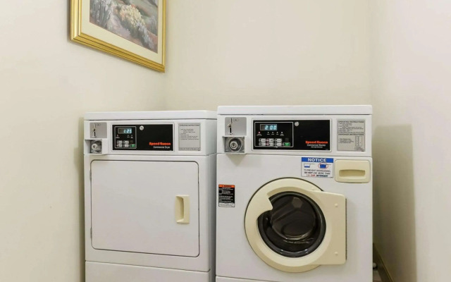 Quality Inn Spring Mills - Martinsburg North