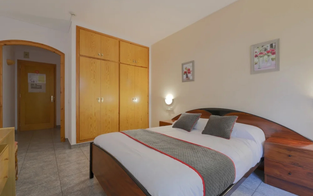 Hostal Montserrat