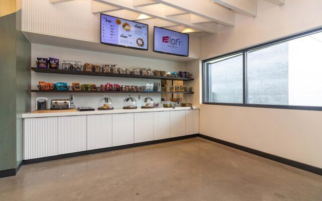 Aloft St. Louis Cortex