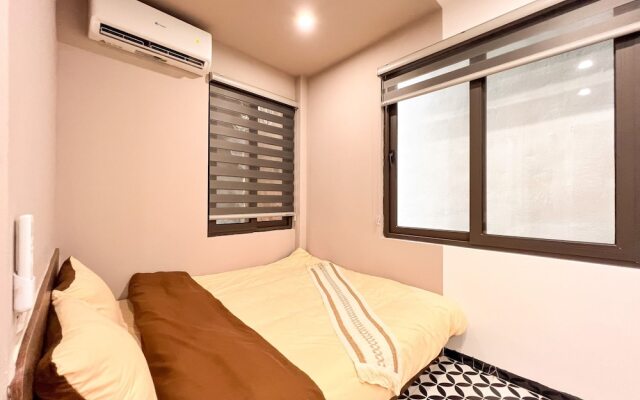 NINE HOUSING 127 Hao Nam