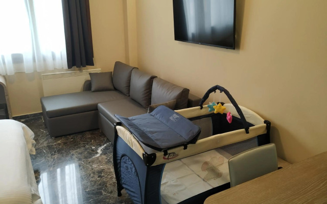 Agias Sofias Street Luxurious Studio