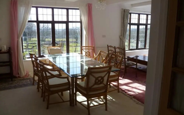 Moaps Farm Bed and Breakfast