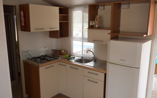 Alluring Holiday Home in Pakoštane With Swimming Pool