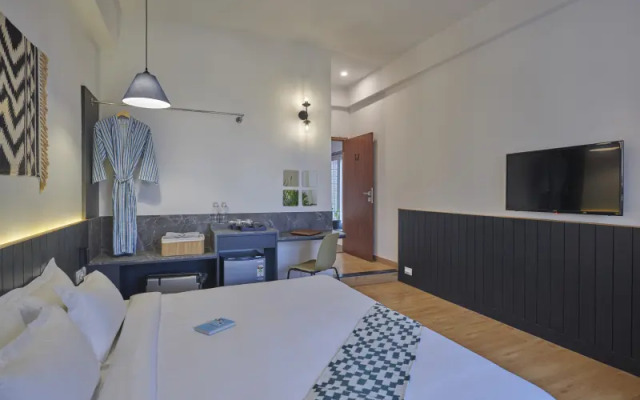 Poshtel VNS
